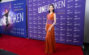 Principal dancer Angela Lin wears a Tang dynasty-inspired gown designed by Shen Yun Artistic Director D.F.